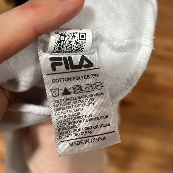 GUC🧡Fila Pink and White Sweatshirt jumper with Gold Sprinkle - Picture 7 of 10